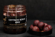 RiverBaits Chytacie boilie v dipe - Pikantná Čučoriedka 24mm